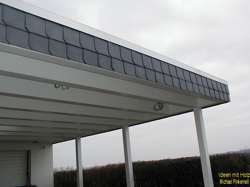 Carport mit integrierter Eingangsüberdachung